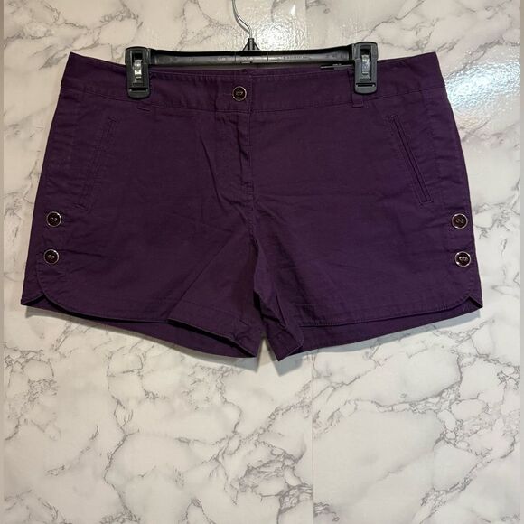 NEW The Limited Easy Short Purple Button-Accent Shorts Size 10 - Picture 1 of 8